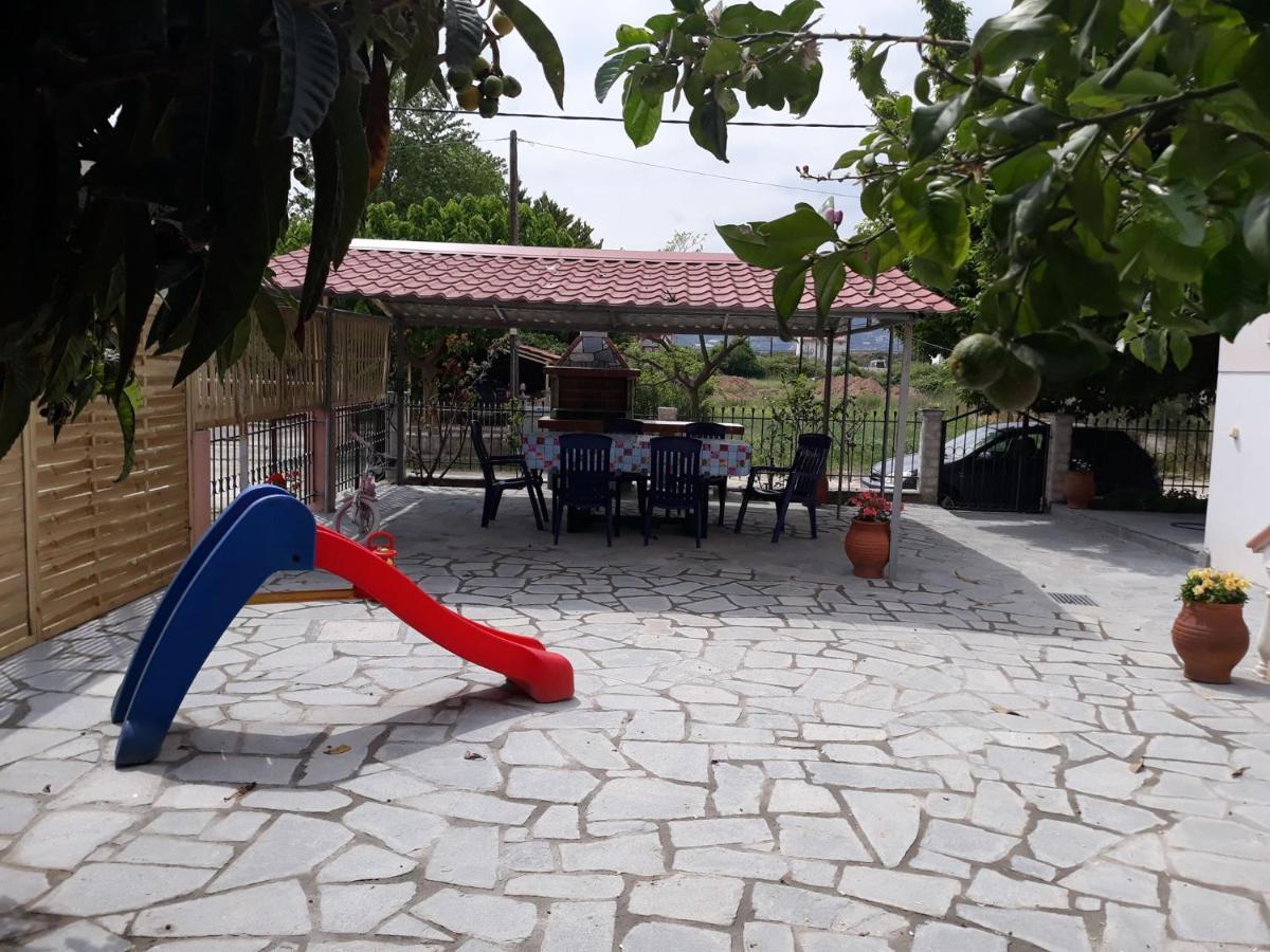 Apartmán Kaiafas Luxury Philoxenia Néa Péramos Exteriér fotografie