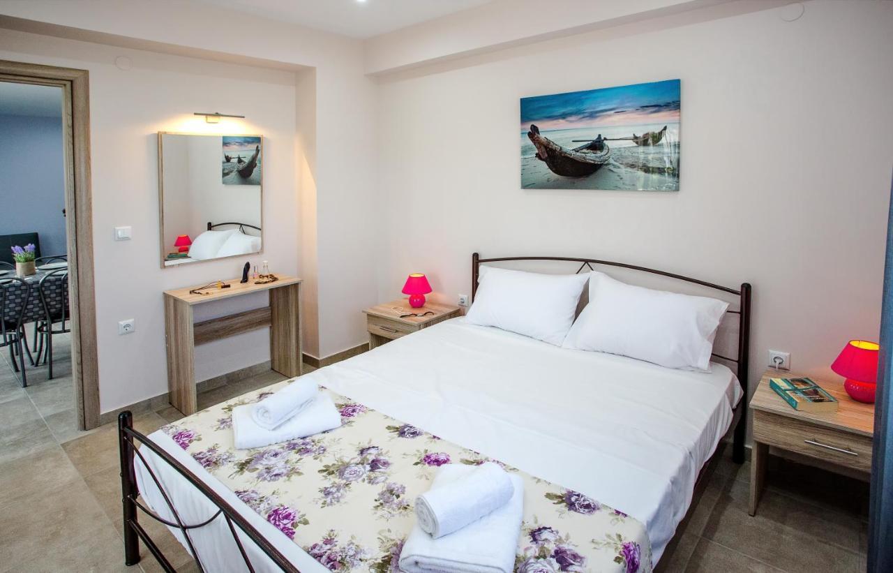 Apartmán Kaiafas Luxury Philoxenia Néa Péramos Exteriér fotografie