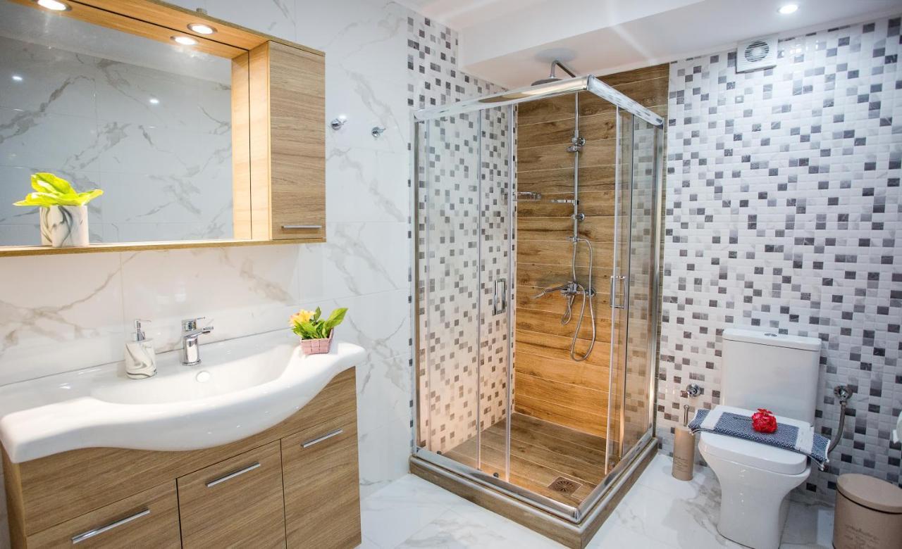 Apartmán Kaiafas Luxury Philoxenia Néa Péramos Exteriér fotografie